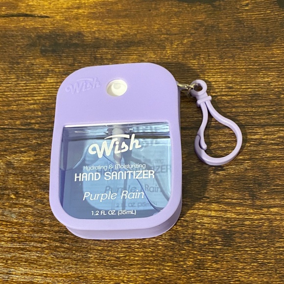 Wish Lavender Hand Sanitizer Holder - Picture 3 of 4